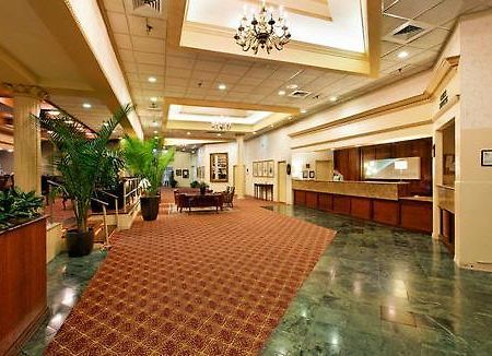 Holiday Inn Huntsville Downtown Esterno foto